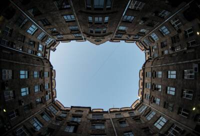 "Петростат" зафиксировал стремительный отток молодежи из Петербурга - online47.ru - Санкт-Петербург - Ленобласть обл.