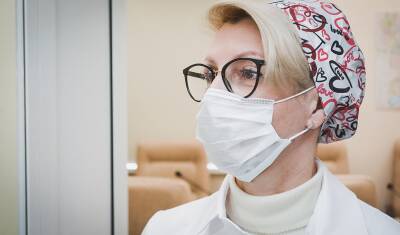 Врач рассказала о периоде эффективности прививки от “Омикрона” - newizv.ru