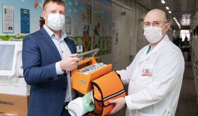 Тюменским медикам подарили четыре аппарата ИВЛ - nashgorod.ru - Тюмень