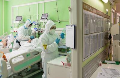 В России с коронавирусом госпитализировали еще 21833 человек - tvc.ru - Россия