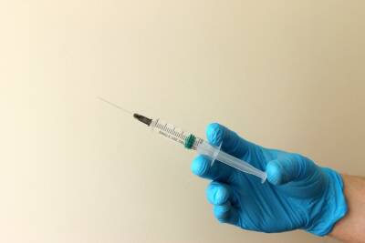 Сколько прививок защищает от омикрон-штамма коронавируса - ufacitynews.ru - Англия