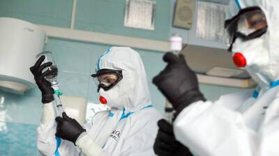 В России под наблюдением медиков остаются более 920 тысяч пациентов с коронавирусом - russian.rt.com - Россия