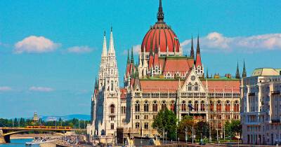 Для прибывающих самолетами: Венгрия изменила правила въезда в страну - dsnews.ua - Украина - Словакия - Венгрия