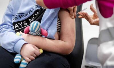 Джавид Саджид - Великобритания будет вакцинировать от COVID-19 всех детей в возрасте от 5 до 11 лет - unn.com.ua - Украина - Сша - Англия - Канада - Киев - Израиль - Ирландия - Шотландия