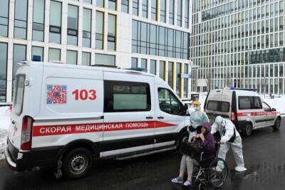 Более 1,6 тыс. COVID-пациентов из почти 23,8 тыс. заболевших госпитализировали в Москве за сутки - interfax-russia.ru - Москва
