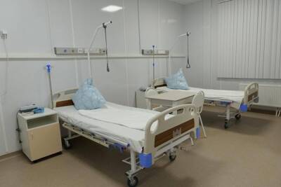 В больницах Ямала из-за резкого роста больных разворачивают новые ковидные койки - znak.com - округ Янао