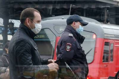 В Москве за сутки зафиксировали 4250 новых случаев COVID - mk.ru - Москва