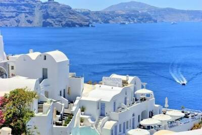 В Греции анонсировали смягчение антиковидных ограничений для туристов - versia.ru - Греция