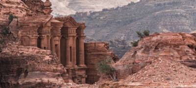 Популярная среди туристов арабская страна отменяет ПЦР-тесты - stolicaonego.ru - Иордания