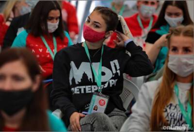 Более 3 тыс. подростков привились от COVID-19 в Петербурге - online47.ru - Санкт-Петербург