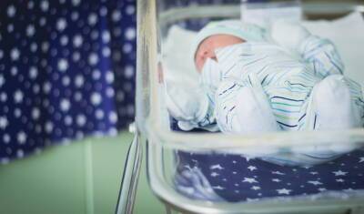 В Тюмени новорождённая малышка заразилась осложнённой ветряной оспой от мамы - nashgorod.ru - Тюмень