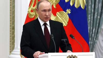 Владимир Путин - Путин заявил об отсутствии планов по введению новых мер по коронавирусу - iz.ru - Россия - Израиль - Президент