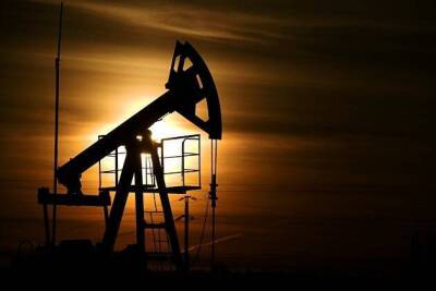 Нефть дорожает на 2%, цена Brent превысила $93 за баррель впервые с 6 октября 2014 года - smartmoney.one - Москва - Сша