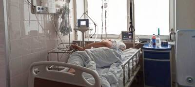 За сутки в Карелии коронавирусом заболели 884 человека, трое умерли - stolicaonego.ru - республика Карелия