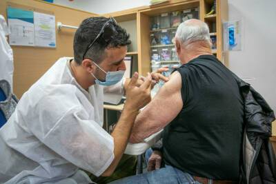 Для тех, кто еще не понял: эффект прививки равносилен омоложению организма на 20-30 лет - news.israelinfo.co.il - Израиль - Минздрав