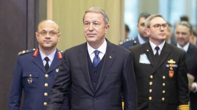 Реджеп Тайип Эрдоган - Глава Минобороны Турции заболел коронавирусом - russian.rt.com - Турция
