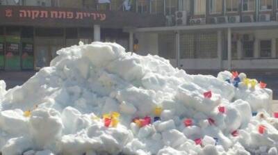 Снег в Петах-Тикве прямиком с Хермона: где увидеть и поиграть - vesty.co.il - Израиль