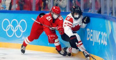 Дмитрий Свищев - В Госдуме назвали безумием игру в масках россиянок против Канады на ОИ - ren.tv - Россия - Канада