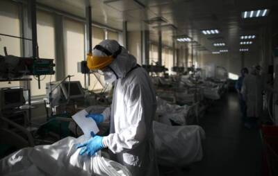 В России за сутки выявлено почти 172 тысячи заразившихся коронавирусом - eadaily.com - Россия