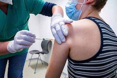 Эффективность вакцины Pfizer для детей оказалась ниже 60% - tvc.ru - Россия - Сша