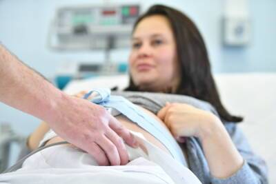Онколог предупредил о риске рецидива рака во время беременности - govoritmoskva.ru - Москва
