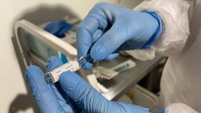 Гинцбург заявил об отсутствии побочных эффектов при вакцинации подростков препаратом «Спутник М» - inforeactor.ru