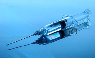 Эффективность вакцины «КовиВак» против «омикрона» оценили в 62% - echo.msk.ru