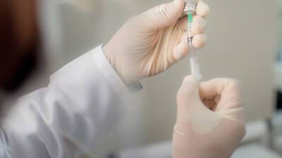 Александр Лукашенко - В Белоруссии полный курс вакцинации против коронавируса осуществили почти 50% населения - russian.rt.com - Белоруссия - Пресс-Служба