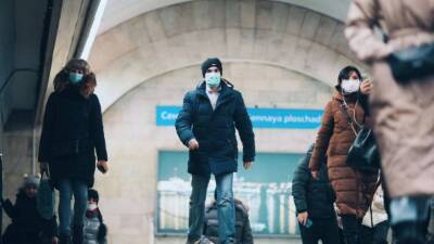 Роспотребнадзор посоветовал сохранить обязательное ношение масок в условиях «Омикрона» - inforeactor.ru