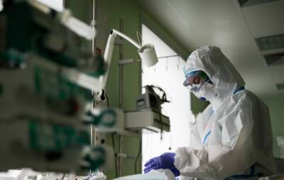 В России за сутки менее 100 тыс. заразившихся коронавирусом: впервые с 28 января - eadaily.com - Россия