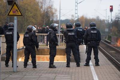 Среди сотрудников федеральной полиции резко возросло число случаев заражения коронавирусом - rusverlag.de