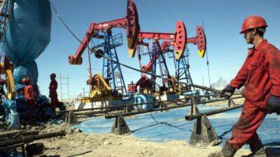 Китай нашел замену нефти из Ирана. Покупает российскую с большими скидками - minfin.com.ua - Россия - Москва - Украина - Сша - Китай - Иран - Сингапур - Евросоюз - Венесуэла - Пекин - Тегеран - Республика Сингапур