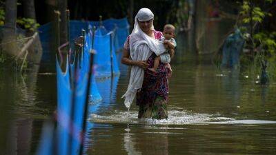 Индия - Сильнейшие наводнения в Индии, Китае и Бангладеш - ru.euronews.com - Россия - Франция - Украина - Китай - Индия - Евросоюз - Бангладеш