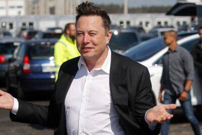 Илон Маск - Reuters: Илон Маск дал руководству Tesla распоряжение не нанимать новых работников и готовиться к вероятному сокращению 10% штата (это около 10 тыс. работников) - itc.ua - Украина - Сша - Шанхай - Shanghai