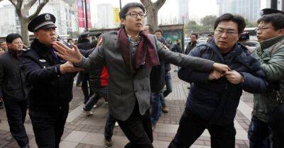 Акции протеста в Китае: вкладчики банков требовали вернуть деньги, их избили - rus.delfi.lv - Китай - Латвия - Чжэнчжоу