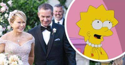 Звезда мультсериала "Симпсоны" вышла замуж в 58 лет за детектива из Спрингфилда - focus.ua - Украина