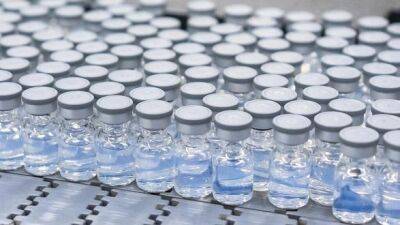 Стелла Кириакидес - Регулятор ЕС одобрил новые вакцины против Covid, нацеленные на Omicron - unn.com.ua - Украина - Англия - Китай - Австралия - Киев - Швейцария - Евросоюз