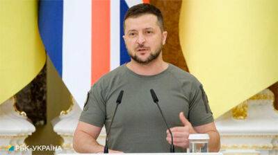 Зеленський через півроку війни скасував українську делегацію в ТКГ - bin.ua - Україна - Президент