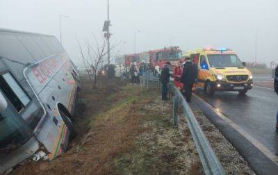 В Венгрии автобус с украинцами попал в ДТП: есть пострадавшие - korrespondent.net - Турция - Украина - Австрия - Стамбул - Венгрия