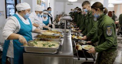 СМИ сообщили о завышенных ценах на питание курсантов в КНУ: в ВУЗе отреагировали - focus.ua - Украина - Киев