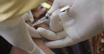 Полезна даже больным: вакцина от Эболы снижает риск смерти при наличии заболевания - focus.ua - Украина - Конго