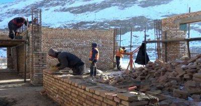 В квартале Тем Хорога строятся трехэтажное здание и лаборатория по исследованию почвы - dialog.tj - Таджикистан - Душанбе