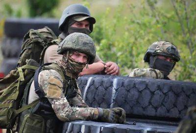 Собирают с ВИЧ и гепатитом: у Кремля серьезные проблемы с пополнением армии - 24tv.ua - Россия - округ Уральский